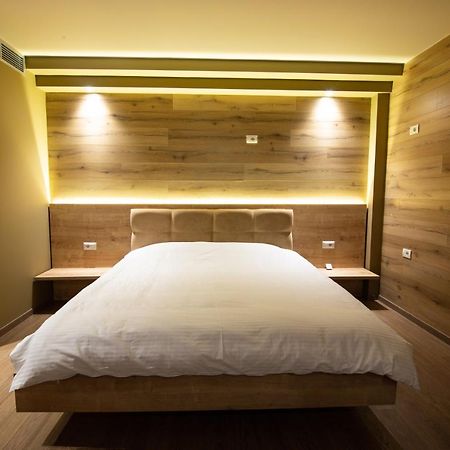 Sahati Hotel & Restaurant Корча Екстериор снимка